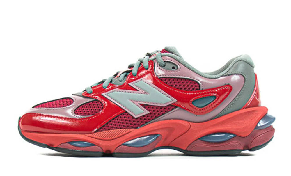New Balance 983 Red Pink